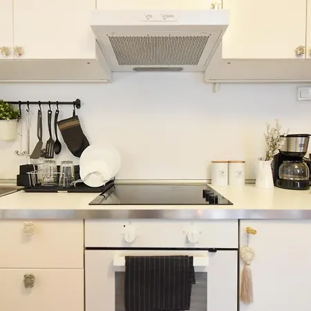 Vintage Elegance, Modern Comfort: 1br Overlooking Calea Victoriei Appartamento Bucarest